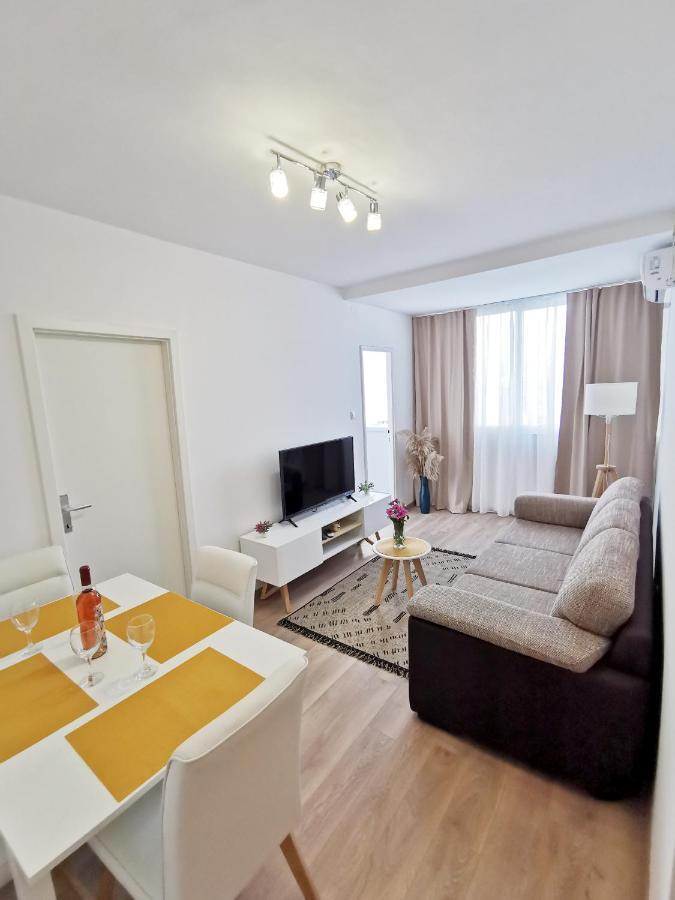Apartman Tajchi, 5 Min From Rixos *